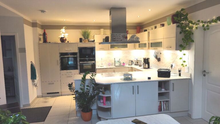 Häuser - SATHI-Immobilien