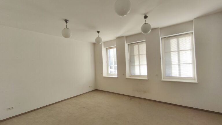 Gewerbe - SATHI-Immobilien